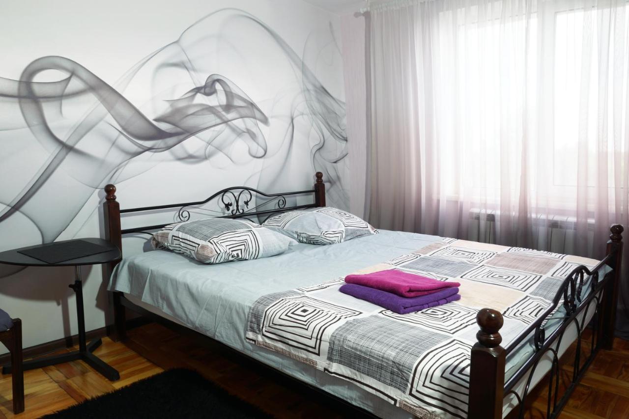 2 Rooms Semi-Luxury Apt On 39-H Nezalezhnoi Ukrаiny Street Next To The City Council Zaporizhia Exterior foto